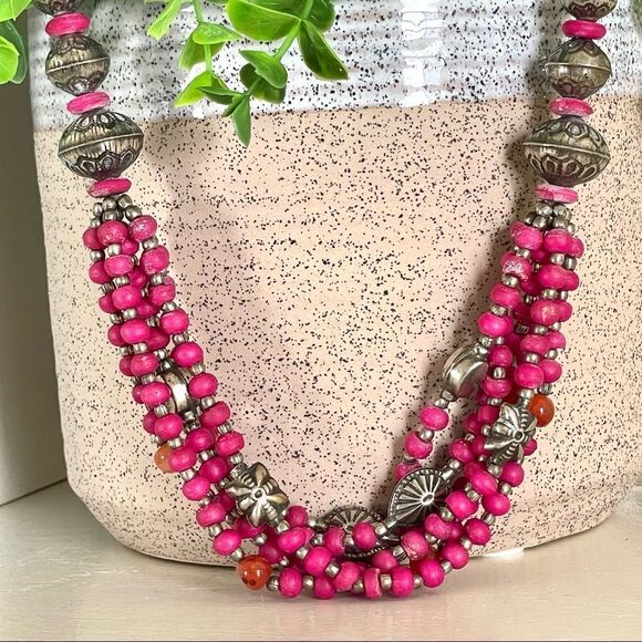 Silver tone pink beaded with carnelian 6 strand statement necklace - Picture 11 of 15